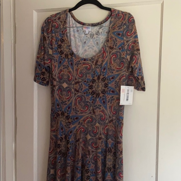 LuLaRoe Dresses & Skirts - Nicole Dress